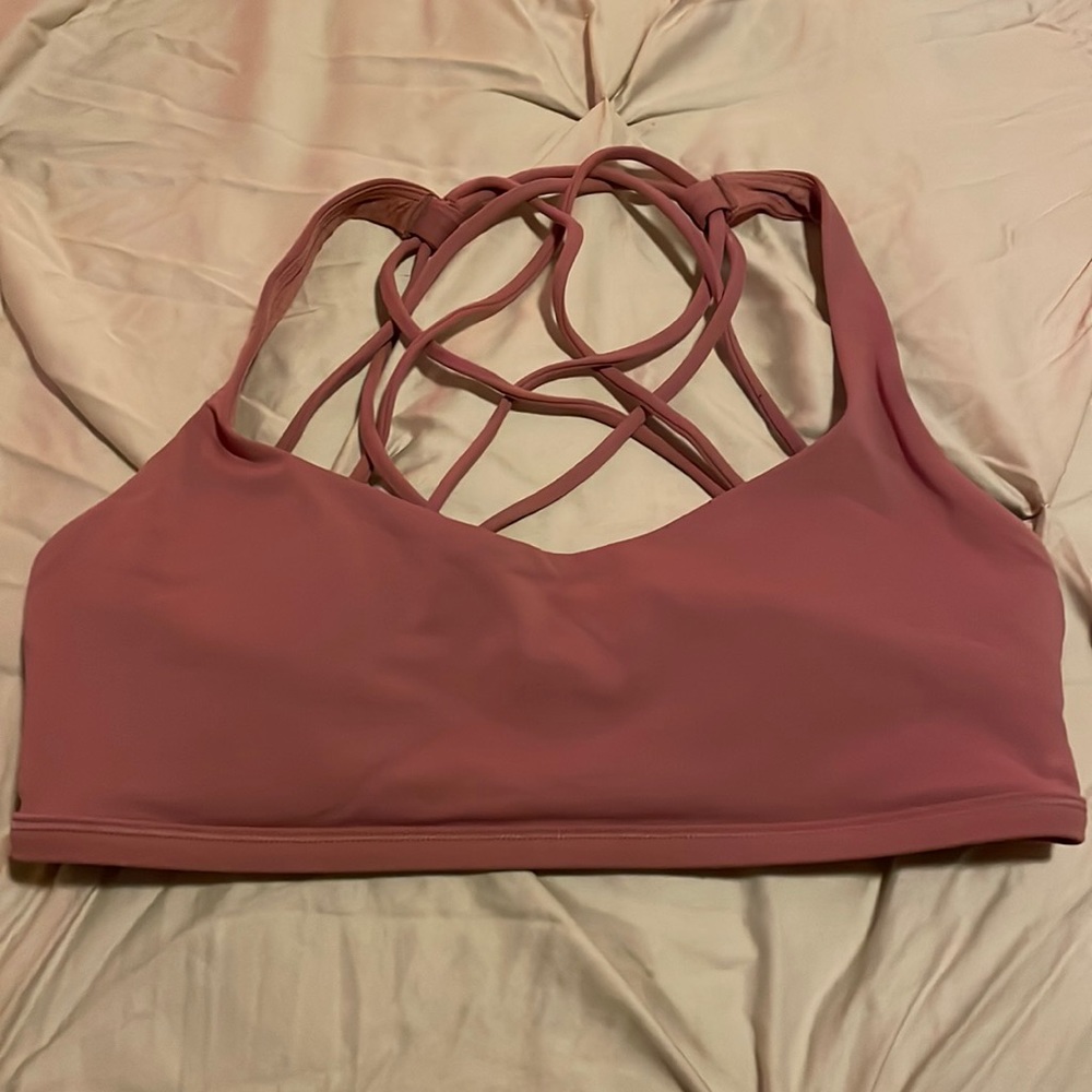Lululemon Free To Be Bra
